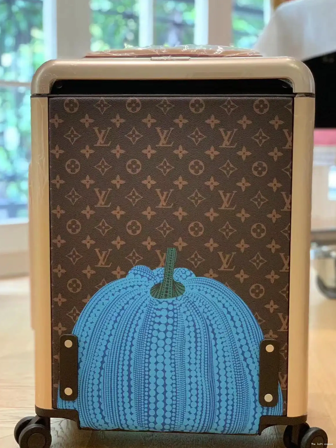 55 YAYOI CUSTOM CABIN SUITCASE HORIZON 37L PUMPKIN 0624